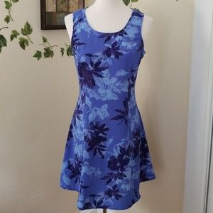 Beautiful easy wear dress with back lace up